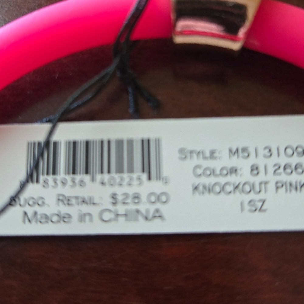 Marc Jacobs Womens Knockout Pink Silicone Bangle Bracelet Gold Tone - Picture 3 of 3